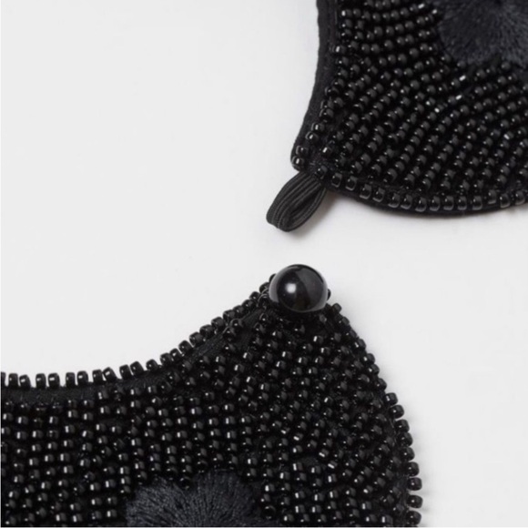 Made in UK Black Beaded Collar Necklace Floral Appliqués All Season Peter Pan - Picture 5 of 9